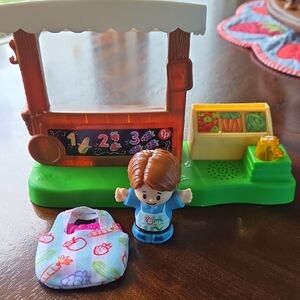 Fisher Price Little People Market SET